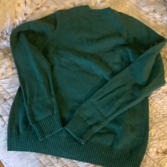 Green Uniqlo Wool Sweater L - Picture 3 of 3
